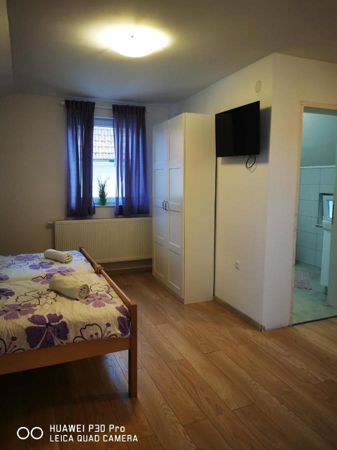 Vila Julija - Apartment & Rooms 오토칵 외부 사진