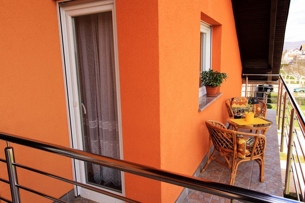 Vila Julija - Apartment & Rooms 오토칵 객실 사진