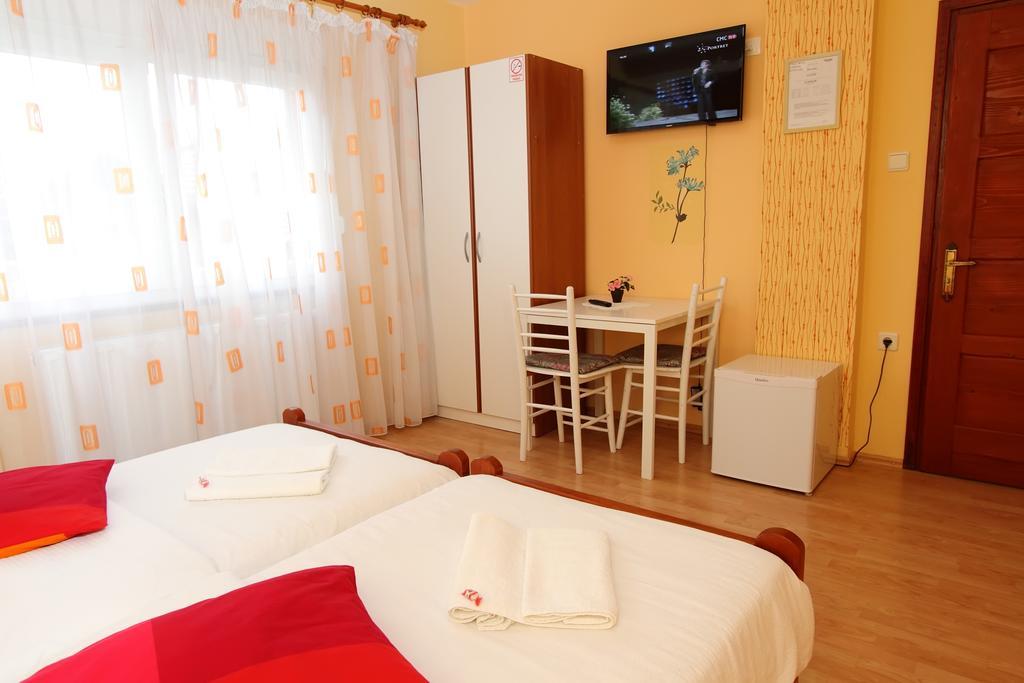 Vila Julija - Apartment & Rooms 오토칵 외부 사진